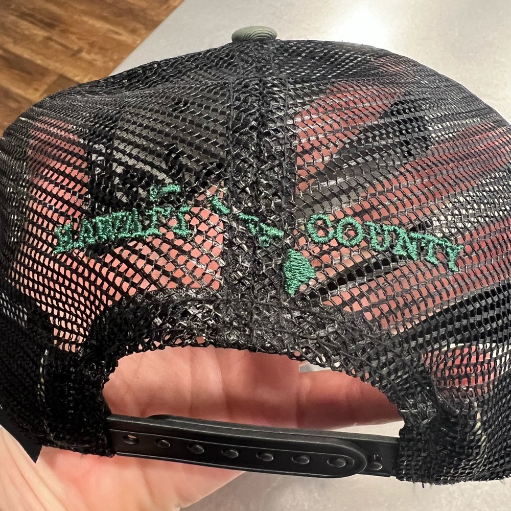 Trucker hat - Picture 4 of 5